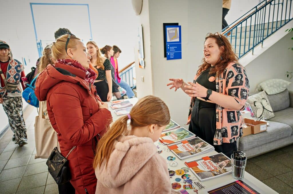 089505 230429 7519 min